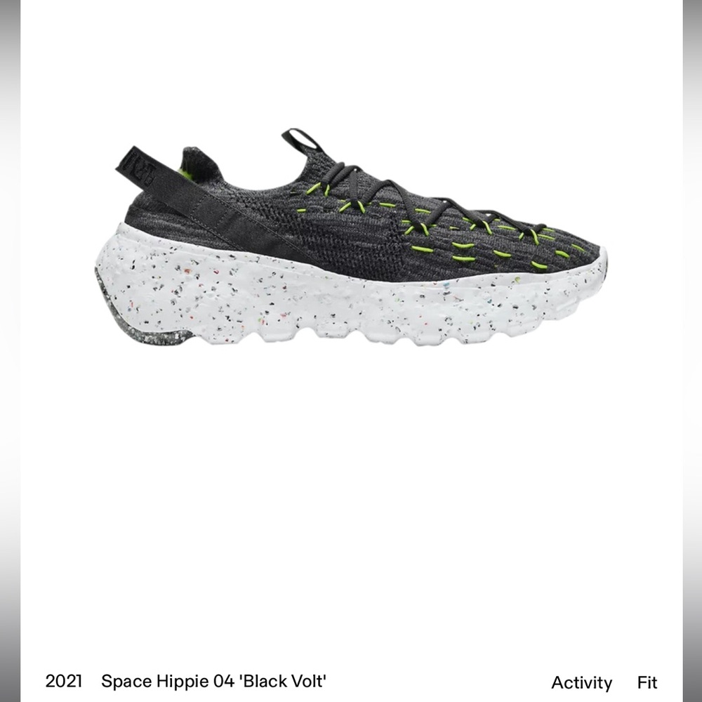 NIKE SPACE HIPPIE 04
